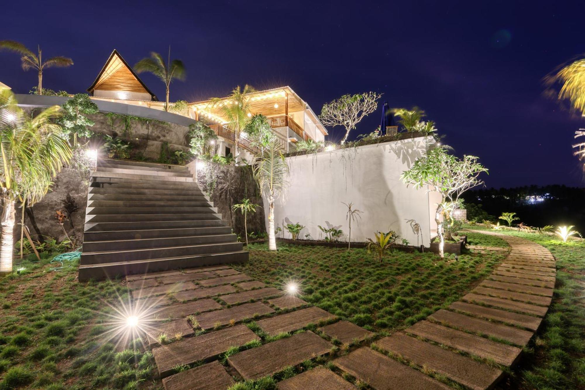 Kelingking Parama Resort Batumadeg Екстер'єр фото